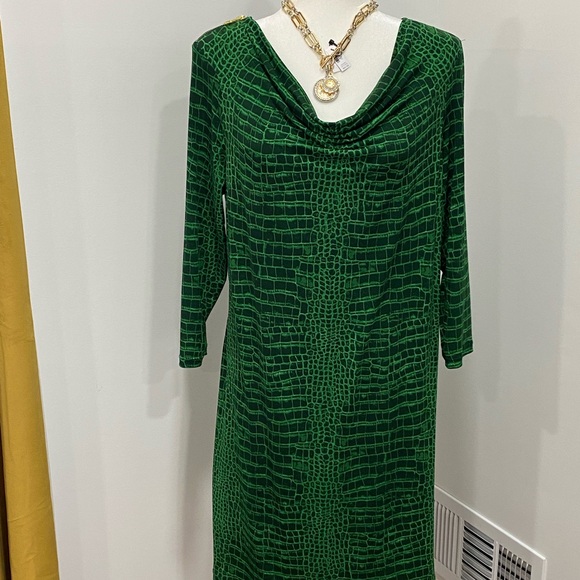 Michael Kors Dresses & Skirts - Michael Kors Green Croc-Print Long Sleeve Dress